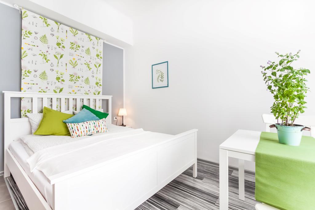 Lupolo Apartments Skwerowa Krakow Dış mekan fotoğraf